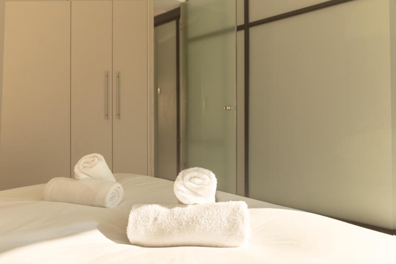 Apartment Luxury With Parking-living Stone Silver