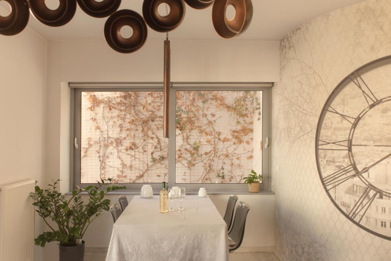 Luxury With Parking-living Stone Silver *