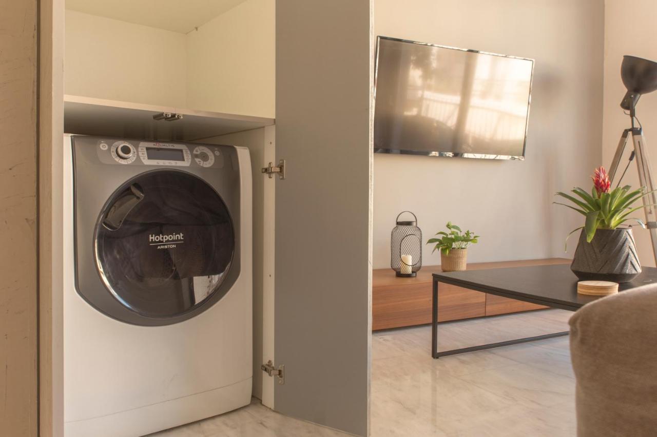 Luxury With Parking-living Stone Silver Apartment *